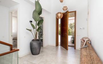 Property slide 17