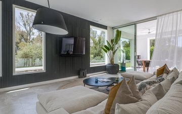 Property slide 10