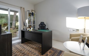 Property slide 15