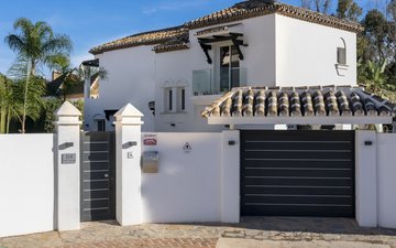 Property slide 31