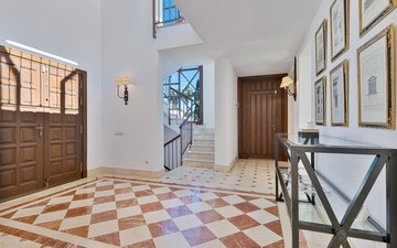Property slide 18