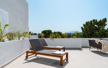 Property slide 25