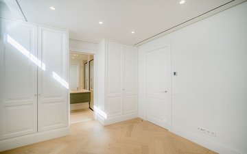 Property slide 24