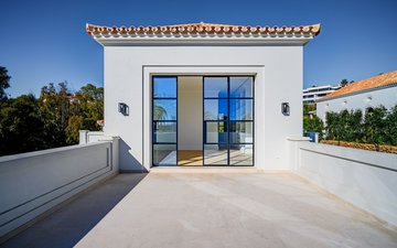 Property slide 14