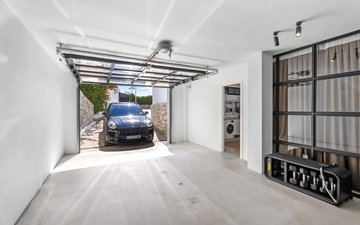 Property slide 25