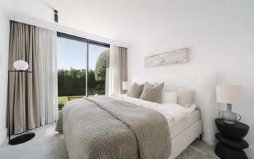 Property slide 20