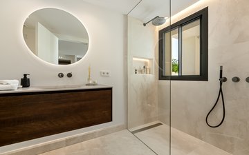 Property slide 41