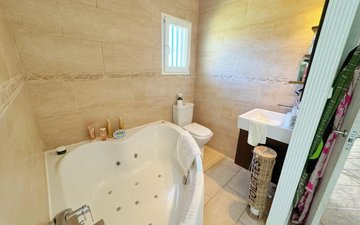 Property slide 22