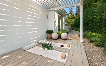 Property slide 22
