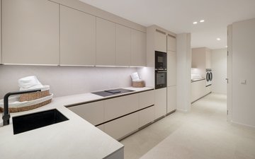 Property slide 38
