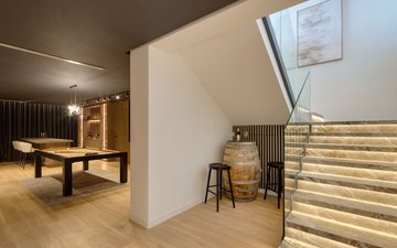 Property slide 32