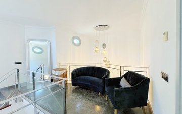 Property slide 17