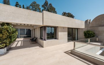 Property slide 35