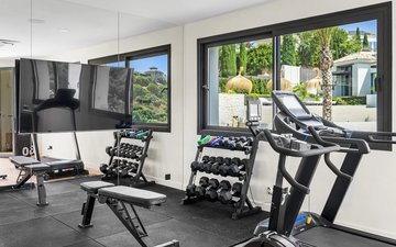 Property slide 33