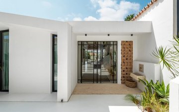 Property slide 16