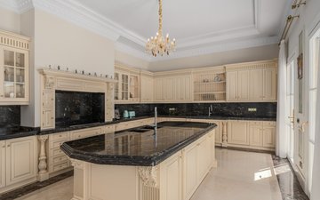 Property slide 18