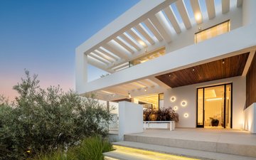 Property slide 39
