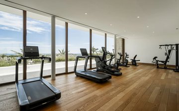Property slide 25