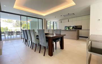 Property slide 20