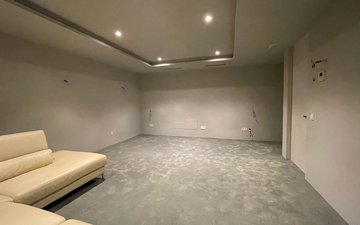Property slide 40