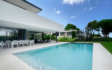 Property slide 4