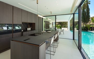Property slide 10