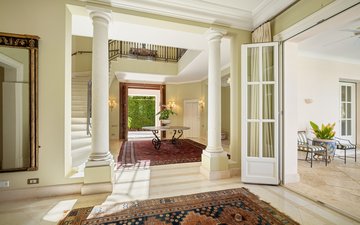 Property slide 18