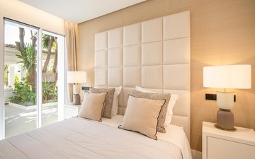 Property slide 25