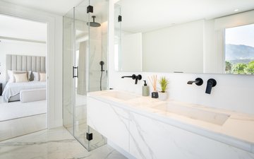 Property slide 20