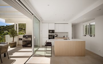Property slide 10