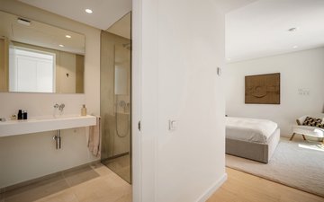 Property slide 20
