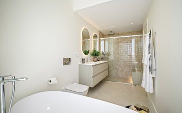 Property slide 17