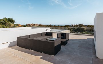 Property slide 38
