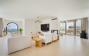 Property slide 8