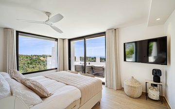 Property slide 18