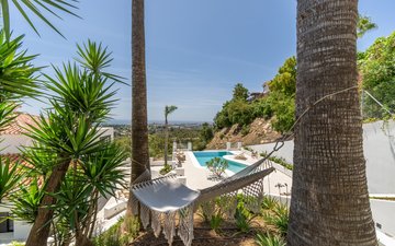 Property slide 39