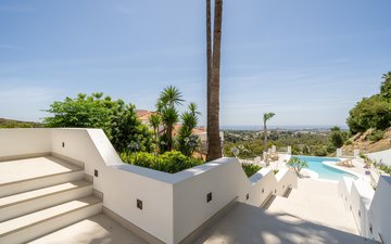 Property slide 38