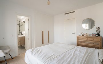 Property slide 21