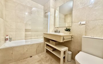 Property slide 20