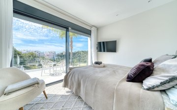 Property slide 19