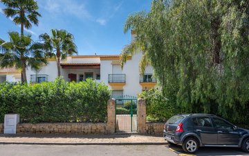 Property slide 25