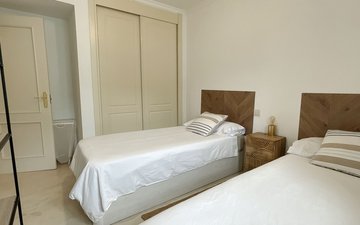 Property slide 22