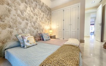 Property slide 30