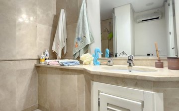 Property slide 28