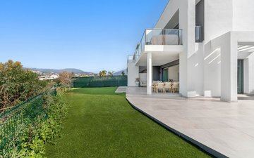 Property slide 5