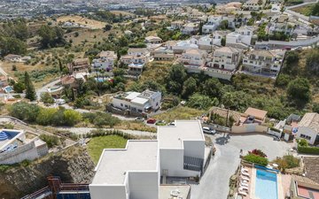 Property slide 31