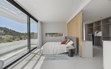 Property slide 16