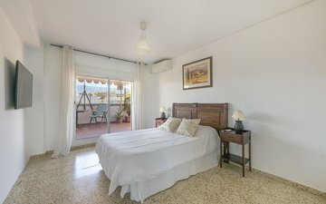 Property slide 17