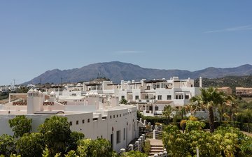 Property slide 17