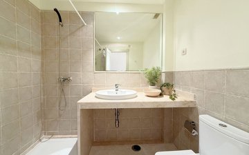 Property slide 24